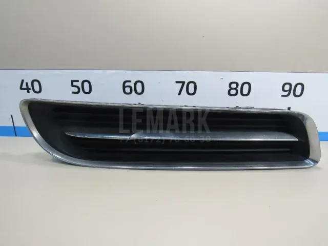Заглушка бампера правая для  Honda Airwave 2004-2010