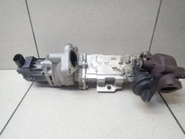 Радиатор системы EGR для  GM Pontiac Vibe 2002-2007