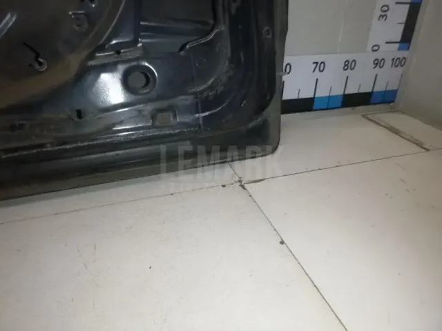 Дверь передняя левая