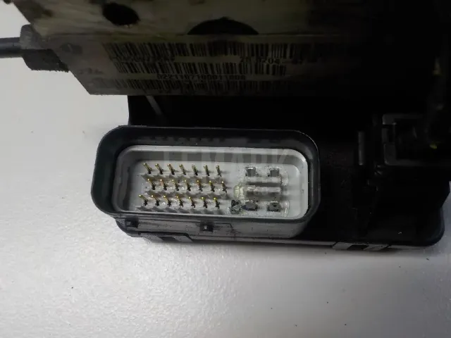 Блок ABS (насос) для  BMW 7-serie E65/E66 2001-2008