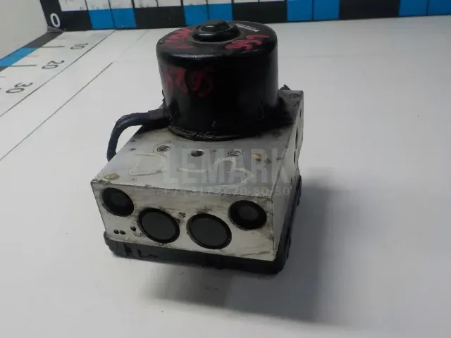 Блок ABS (насос) для  BMW 7-serie E65/E66 2001-2008