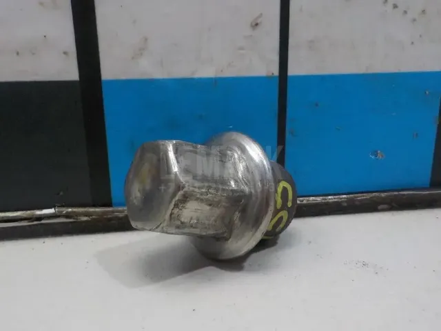 Гайка колеса