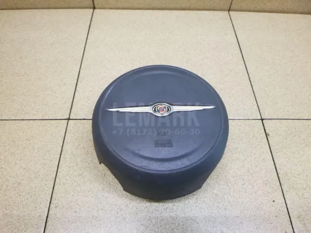 Подушка безопасности в рулевое колесо