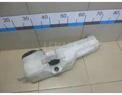 Бачок омывателя лобового стекла
