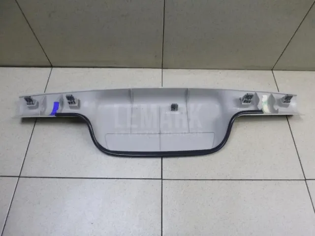 Обшивка двери багажника для  BMW 2-serie F45/F46 Tourer 2015-2022