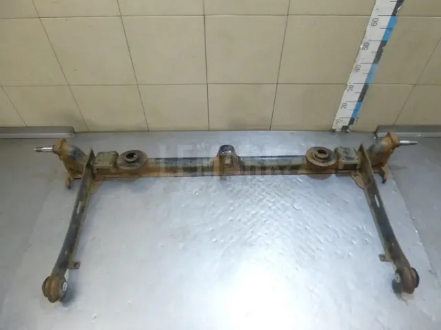 Балка задняя