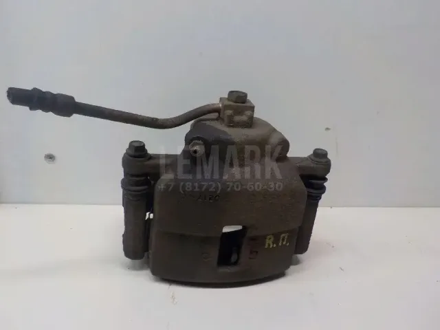 Скоба суппорта переднего для  BMW X3 E83 2004-2010