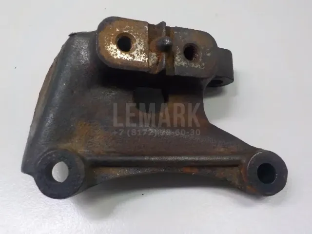 Кронштейн опоры КПП для  GM Pontiac Vibe 2002-2007