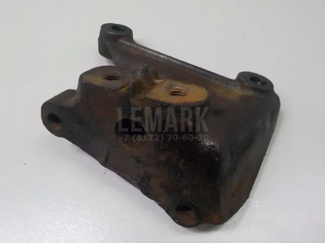 Кронштейн опоры КПП для  GM Pontiac Vibe 2002-2007