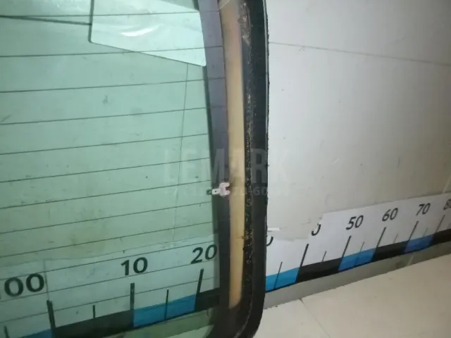 Стекло заднее для  Chevrolet Captiva (C100) 2006-2010