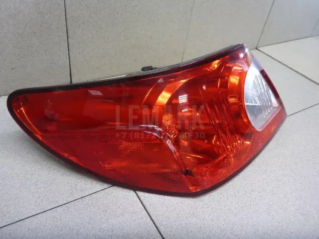 Фонарь задний наружный левый для  BMW 7-serie E65/E66 2001-2008