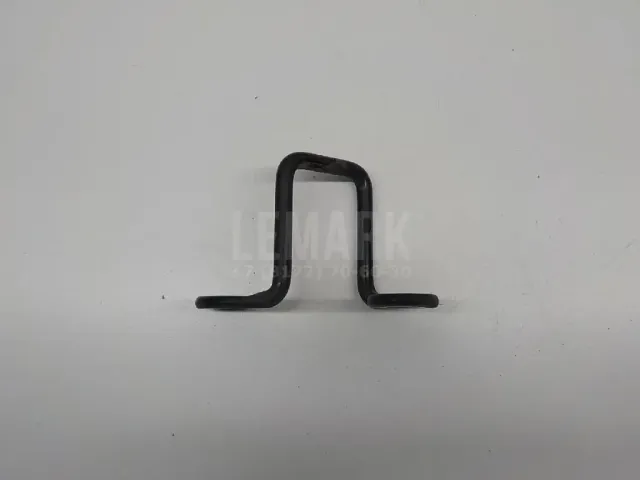 Ответная часть замка капота
