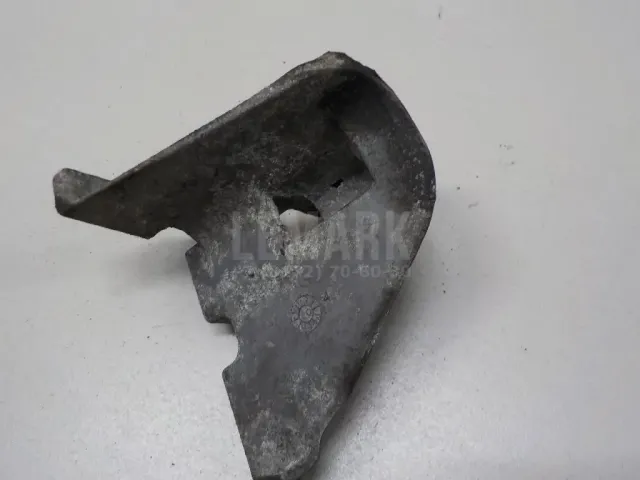 Кронштейн кондиционера для  BMW 1-serie F20/F21 2011-2019