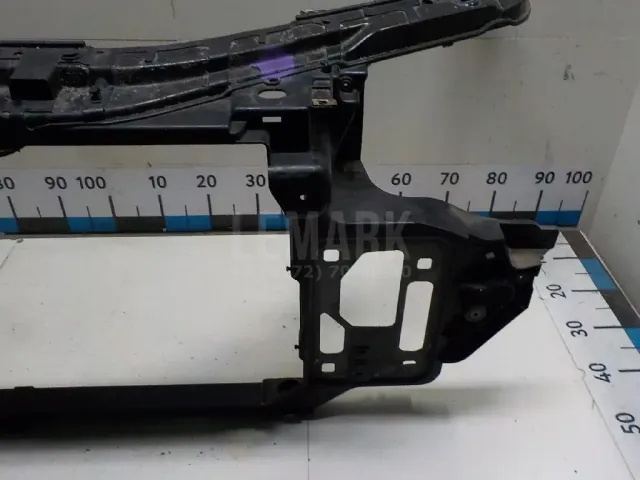 Панель передняя для  Ford Fiesta 2008-2019