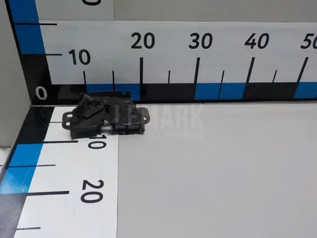 Замок капота для  Ford Fiesta 2008-2019