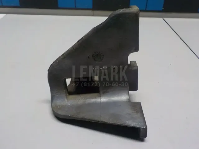 Кронштейн кондиционера для  BMW 4-serie F32/F33/F82 2012-2020