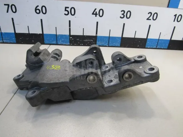 Кронштейн генератора для  Ford Ranger 2006-2012