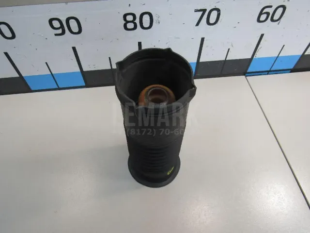 Пыльник заднего амортизатора