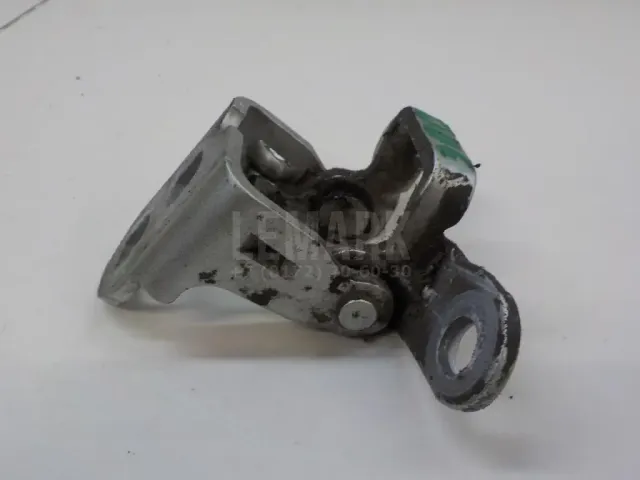 Петля двери для  Ford Ranger 2006-2012