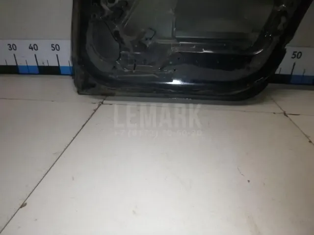 Дверь задняя правая