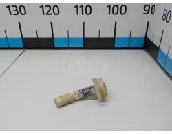 Датчик уровня в бачок омывателя