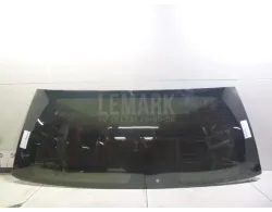 Стекло двери багажника
