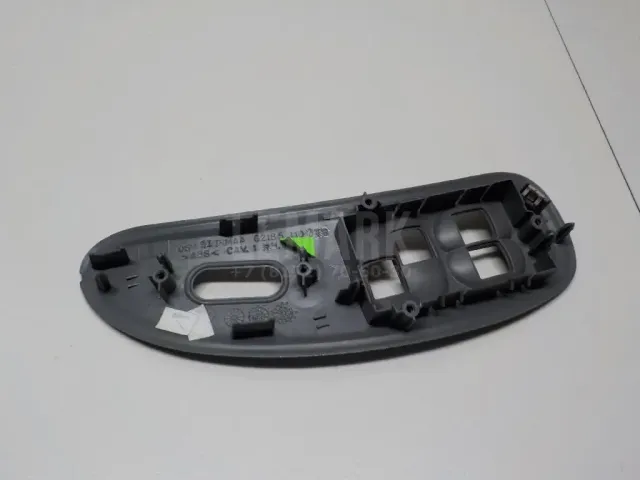 Накладка блока управления стеклоподъемниками для  BMW 4-serie F32/F33/F82 2012-2020