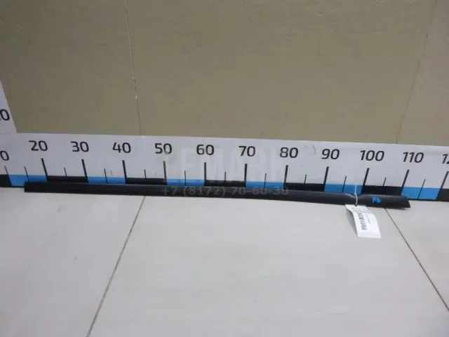 Уплотнитель двери