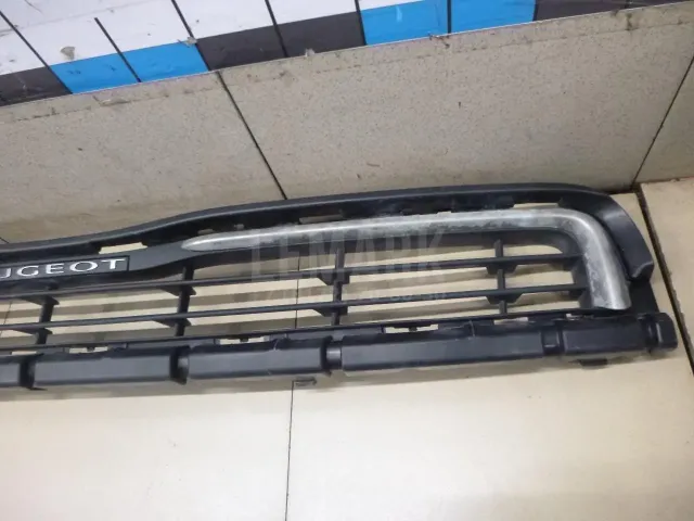 Решетка в бампер центральная для  Changan CS55PLUS 2019