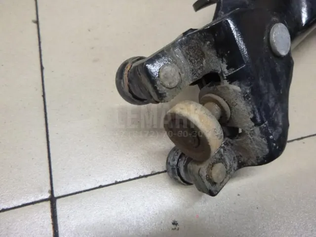 Ролик двери сдвижной для  Ford Fiesta 2008-2019