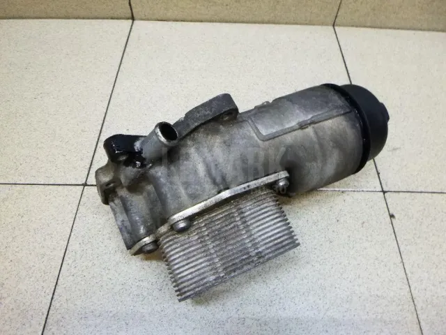 Радиатор масляный для  Ford C-MAX 2003-2010