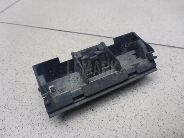 Кнопка открывания багажника для  Chevrolet Tahoe III 2006-2014