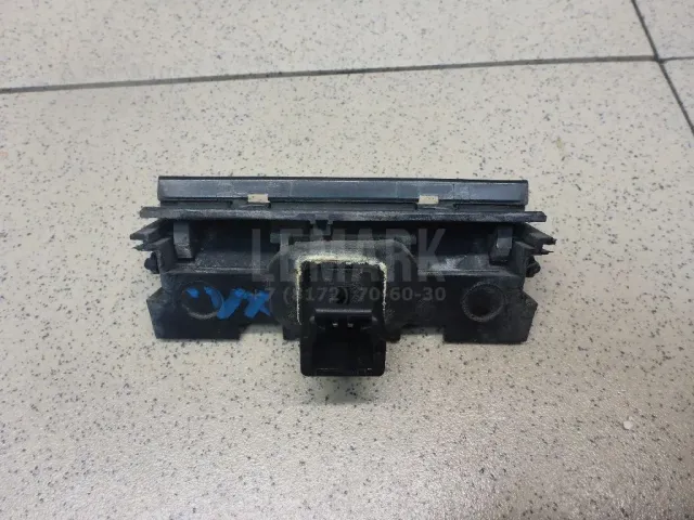 Кнопка открывания багажника для  Chevrolet Tahoe III 2006-2014