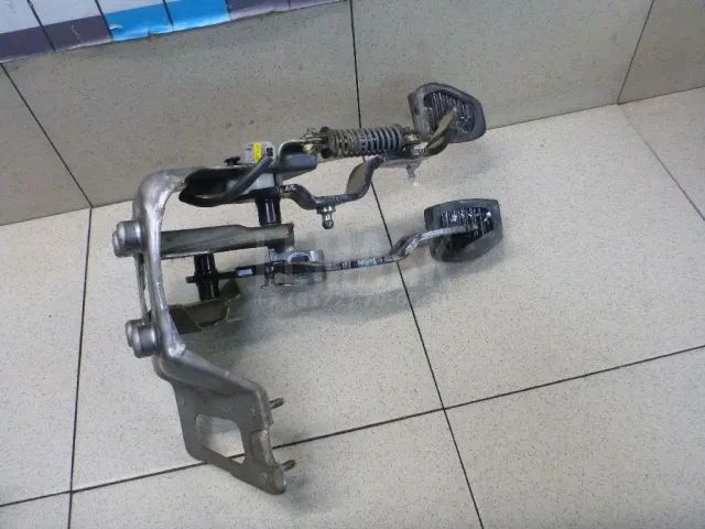 Блок педалей для  Ford Transit/Tourneo Connect 2002-2013