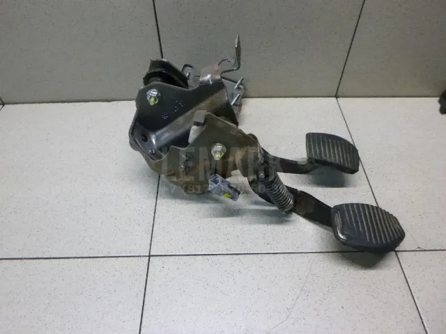 Блок педалей для  Citroen C-Crosser 2008-2013