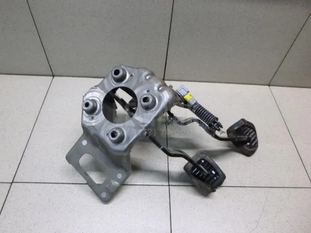 Блок педалей для  Citroen C-Crosser 2008-2013