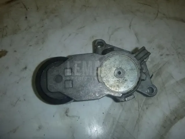Ролик руч.ремня с кронштейном для  Citroen C4 Picasso 2006-2014