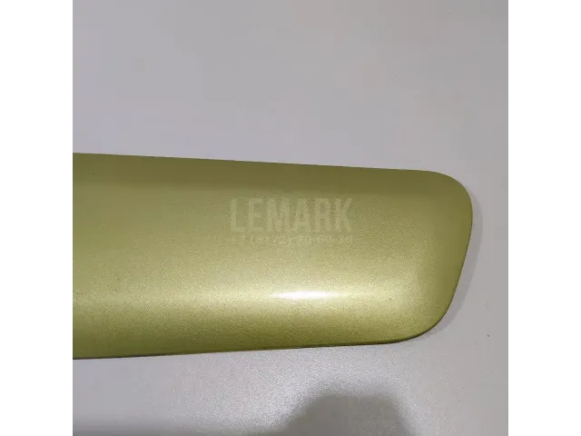 Молдинг задней левой двери