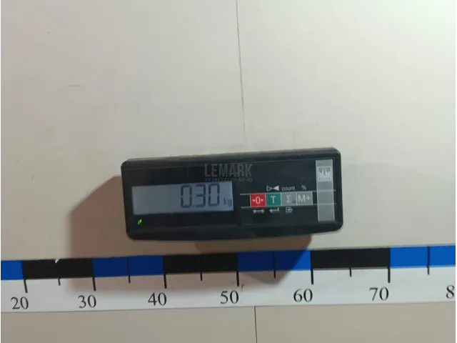 Поводок стеклоочистителя заднего