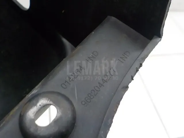 Накладка заднего бампера правая для  Ford Ranger 2006-2012