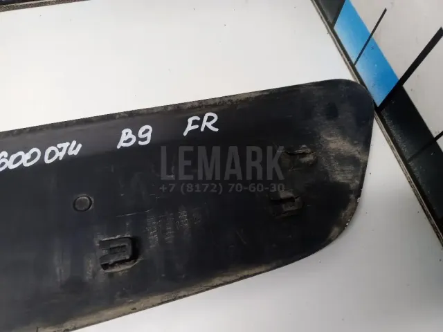 Молдинг передней правой двери для  Fiat Croma 2005-2010