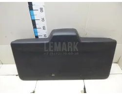 Обшивка двери багажника