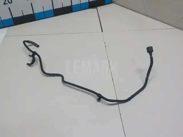 Трубка вакуумная для  BMW 3-serie F30/F31/F80 2011-2020