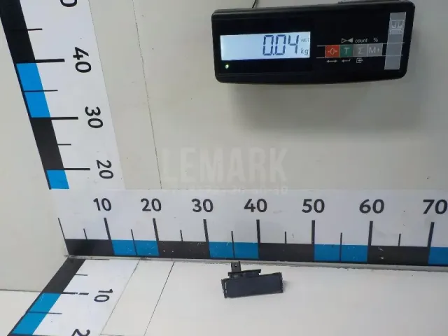 Кнопка открывания багажника для  Ford EcoSport 2012-2023