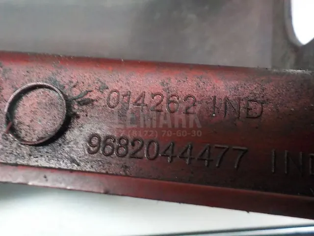 Накладка заднего бампера правая для  Ford C-MAX 2003-2010
