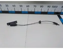 Трос лючка бензобака