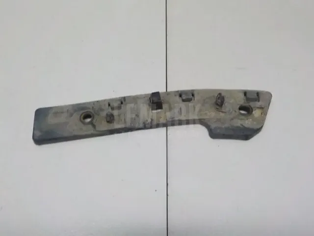 Кронштейн переднего бампера для  BMW 7-serie G11/G12 2015-2022