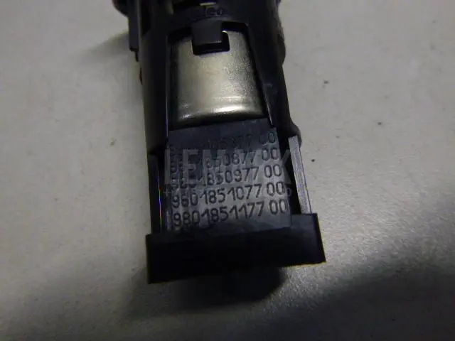 Гнездо прикуривателя для  BMW 2-serie F22/F23/F87 2013-2020