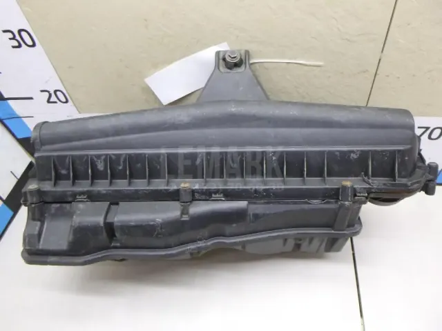 Корпус воздушного фильтра для  Audi A4 [B7] 2005-2007