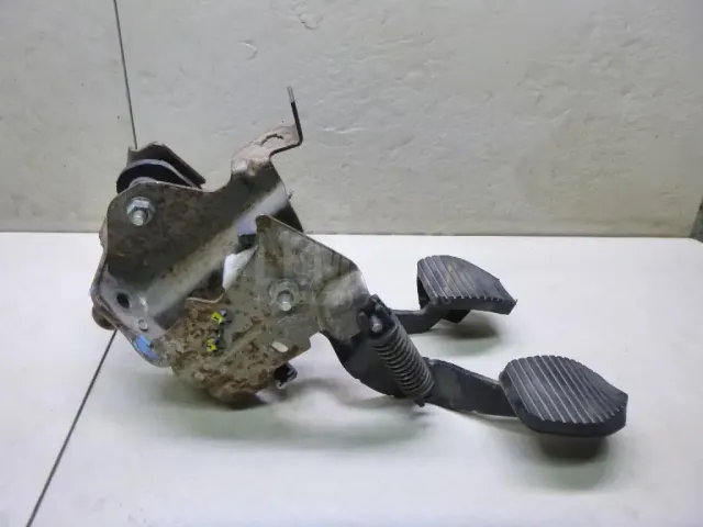 Блок педалей для  Citroen C-Crosser 2008-2013
